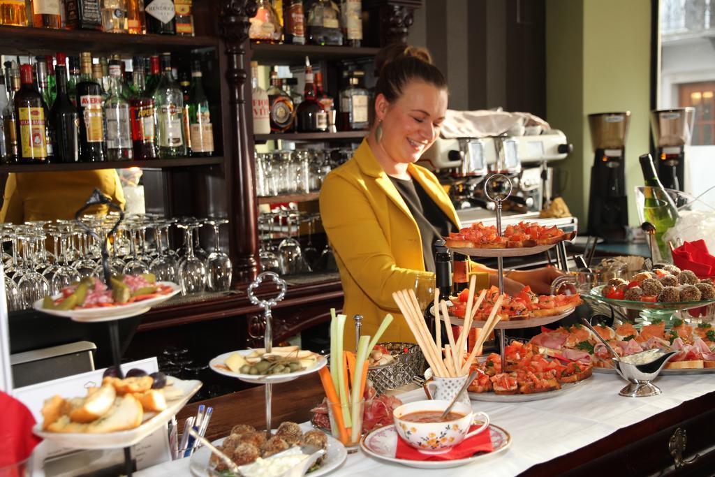 B&B Caffetino-Vino Richterswil Bagian luar foto